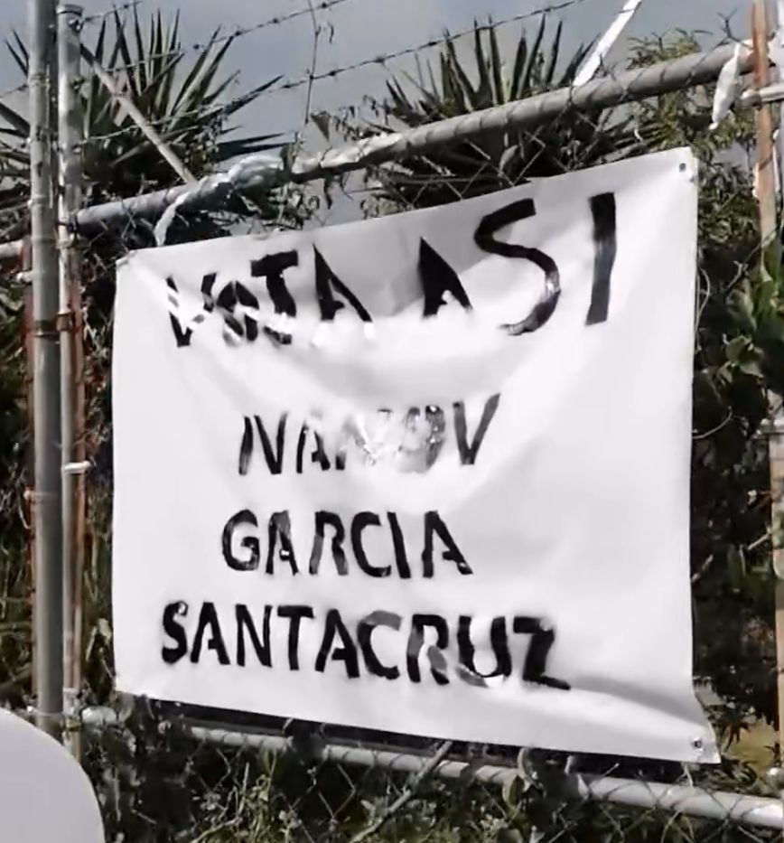 Denuncian ciudadanos a Ivanov García por vandalizar propaganda de Alfonso Sánchez García